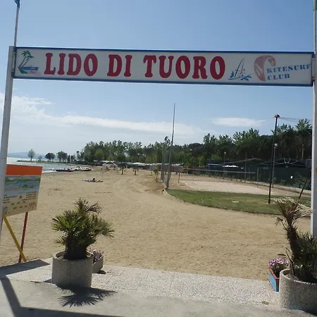 Victor * Tuoro sul Trasimeno